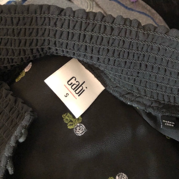 CAbi Semi Sheer Floral Blouse top 5338 - Picture 6 of 7